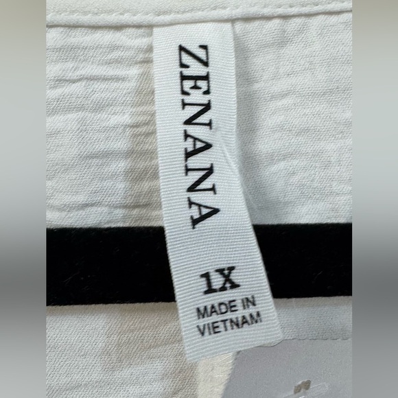 Zenana White Oversized Tunic with V-Neck and Short Sleeves - Picture 4 of 4